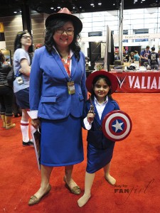 Agent Peggy Carter cosplay at C2E2