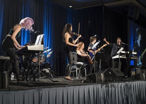 Critical Hit Performing at Wizard World 2015