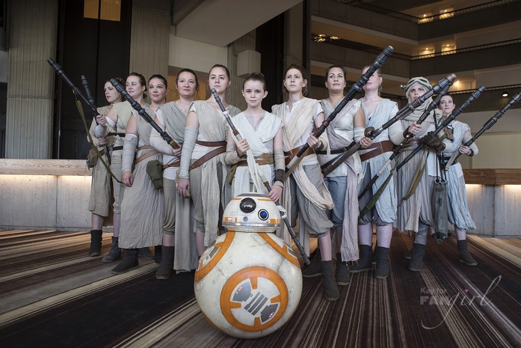 Women Dressed as Rey at Dragon Con 2019. Photo by Kay. 