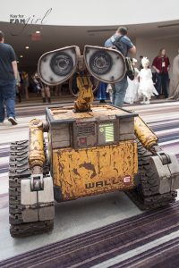 WALL-E robot at Dragon Con 2019. Photo by Kay.