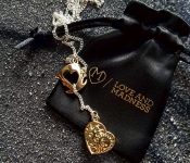 The Alice in Wonderland Lariat