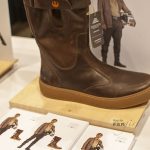 Poe Dameron has nice boots.